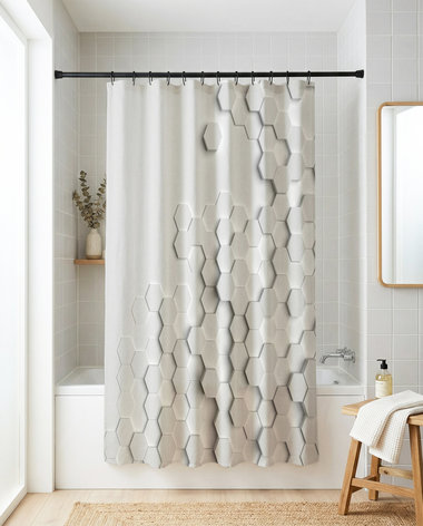 Monochromatic Geometric 3D Shower Curtain